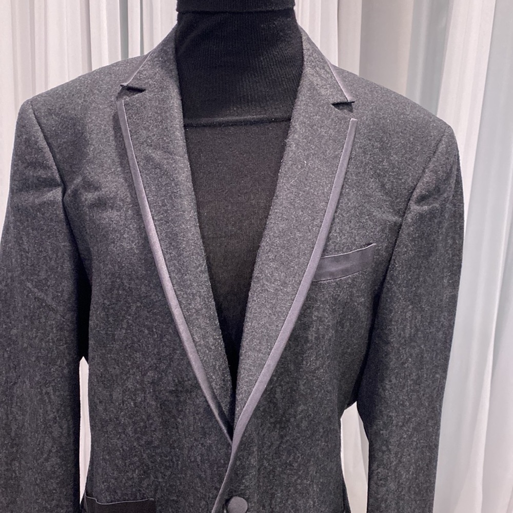 Grey jacket - Picture 2 of 5
